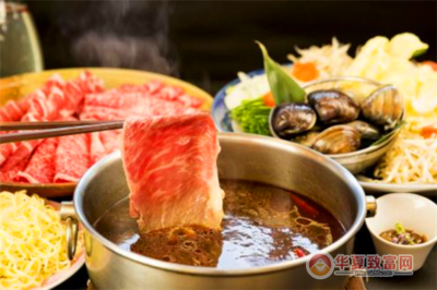 新安縣開火鍋店 聚焦燜鍋特色，把握餐飲新機遇